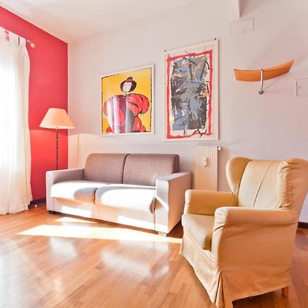 Porta Portese Colorful Flat Рим Экстерьер фото