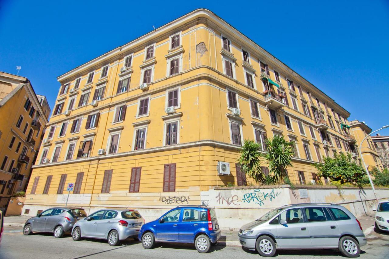 Porta Portese Colorful Flat Рим Экстерьер фото