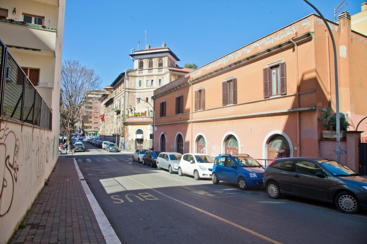 Porta Portese Colorful Flat Рим Экстерьер фото