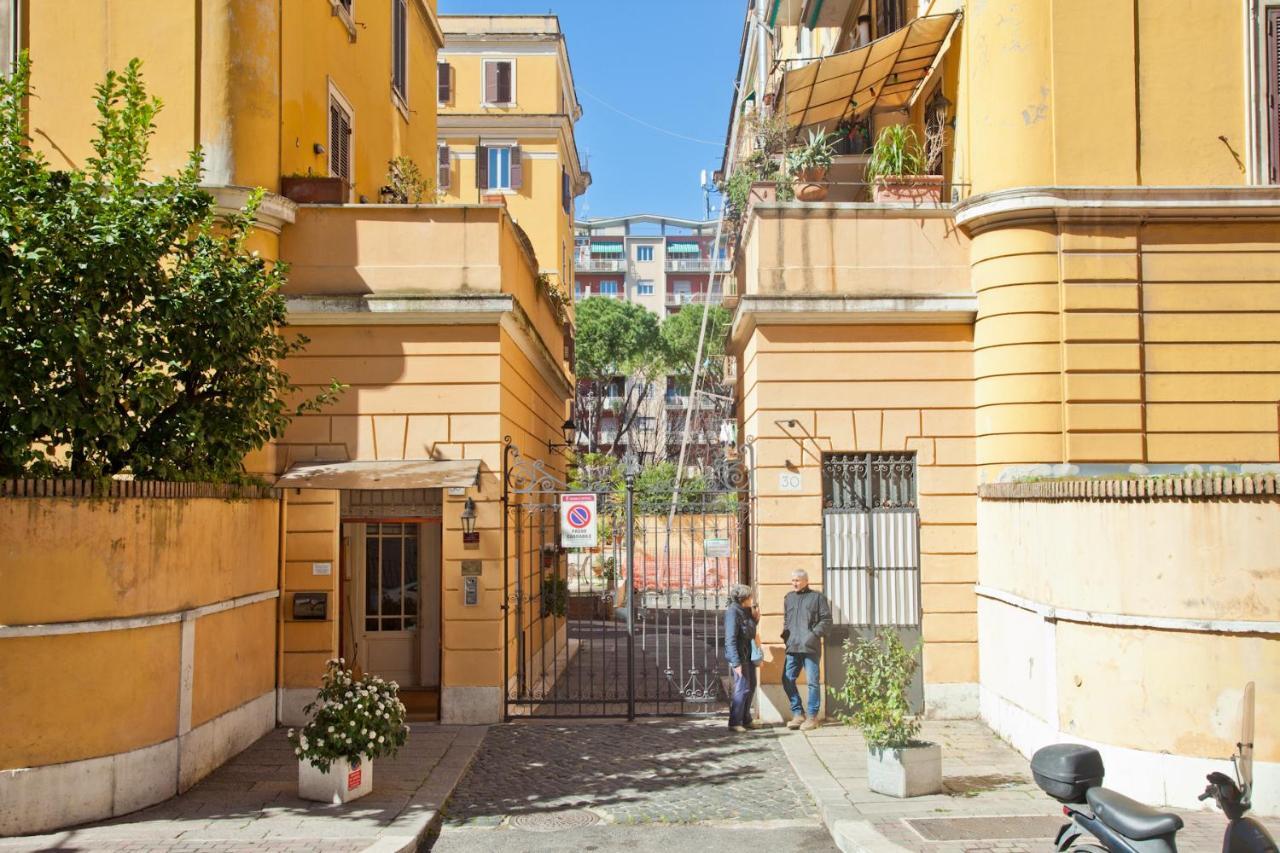 Porta Portese Colorful Flat Рим Экстерьер фото